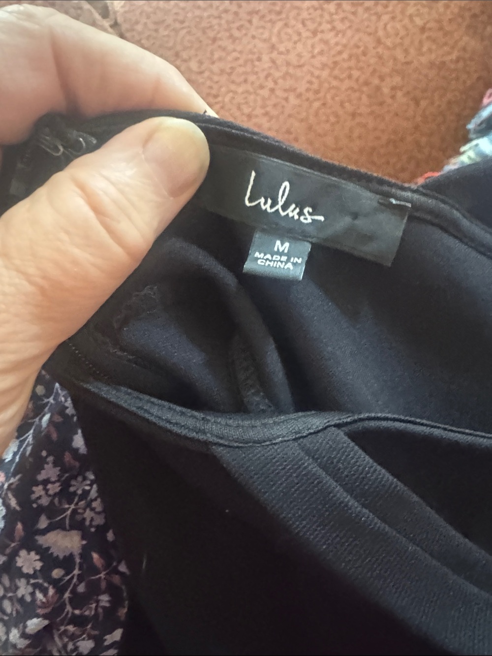 Lulu’s Black V-Neck Sleeveless Sheath Dress - Picture 3 of 3